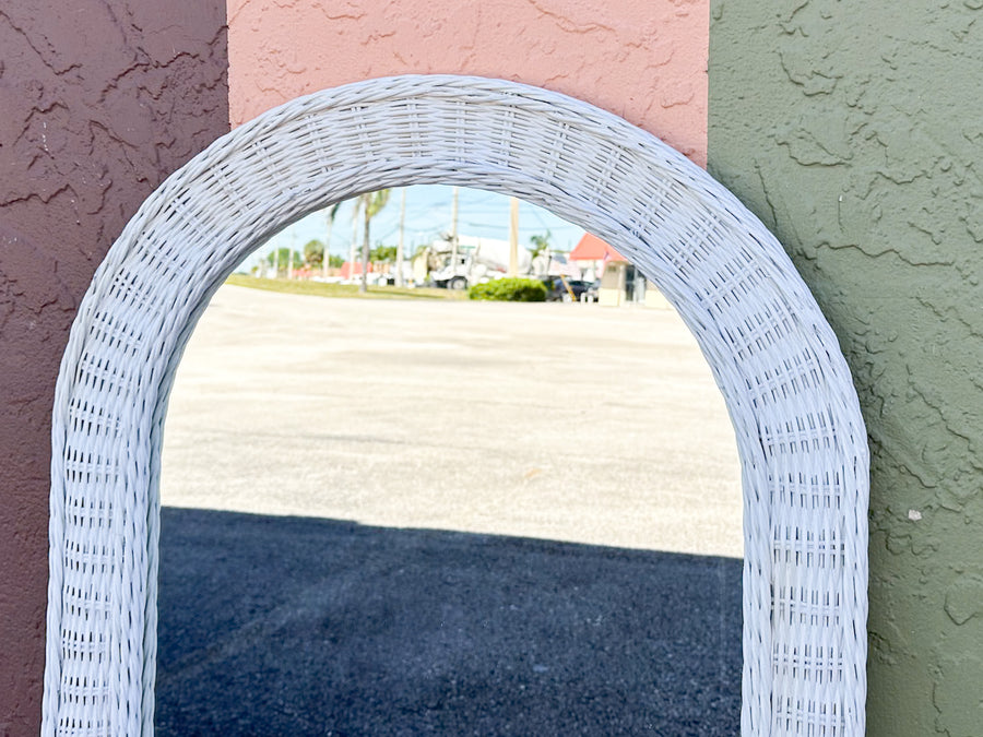 Sweet Wicker Arch Mirror