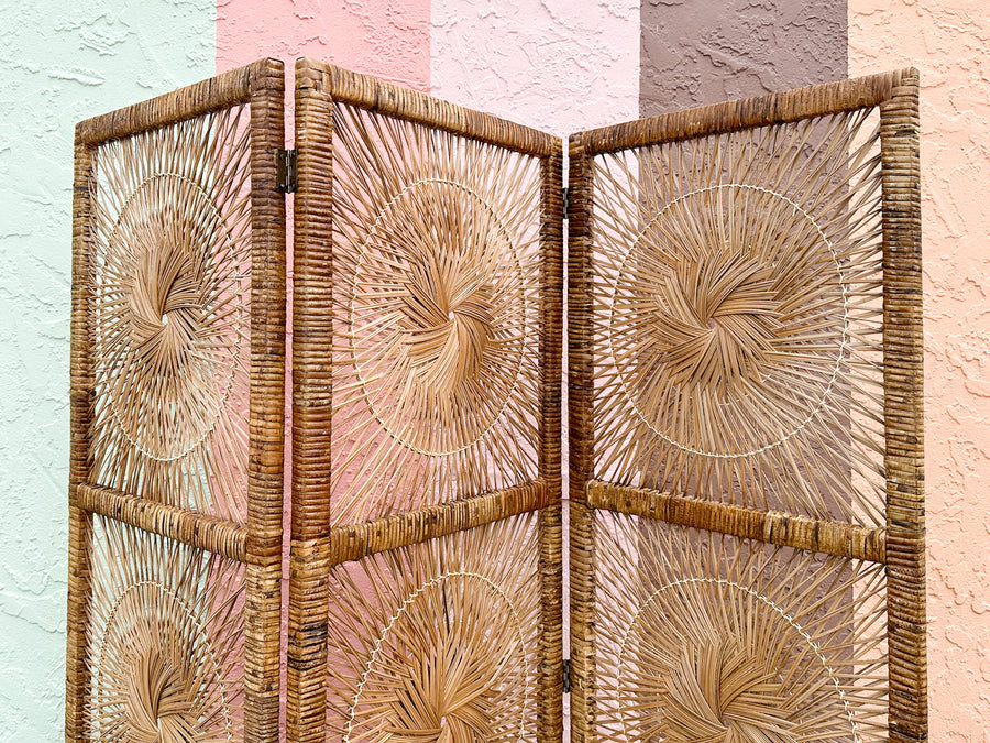 Rattan Medallion Screen