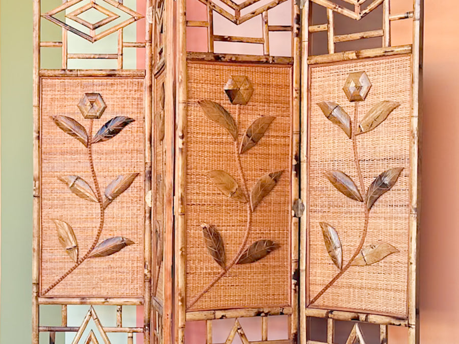 Tortoiseshell Rattan Flower Screen