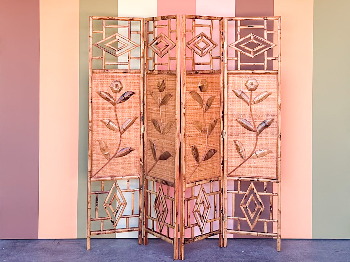 Tortoiseshell Rattan Flower Screen