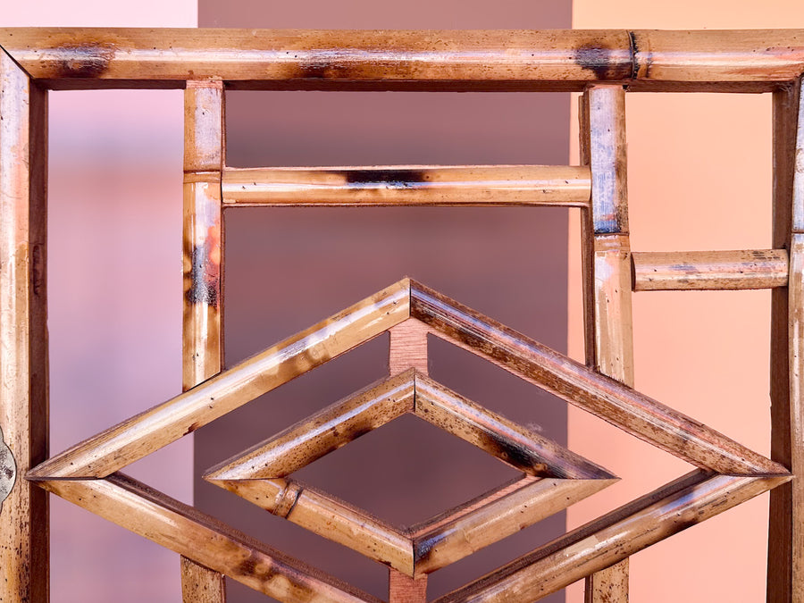 Tortoiseshell Rattan Flower Screen