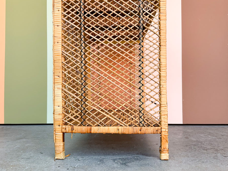Island Style Rattan Arch Etagere