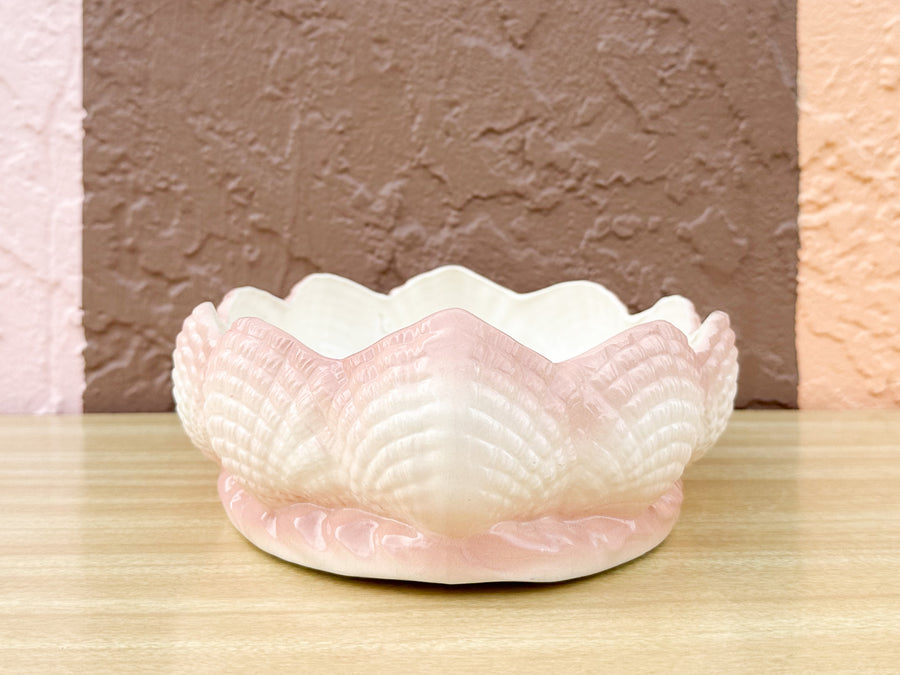 Pink Chic Shell Cachepot