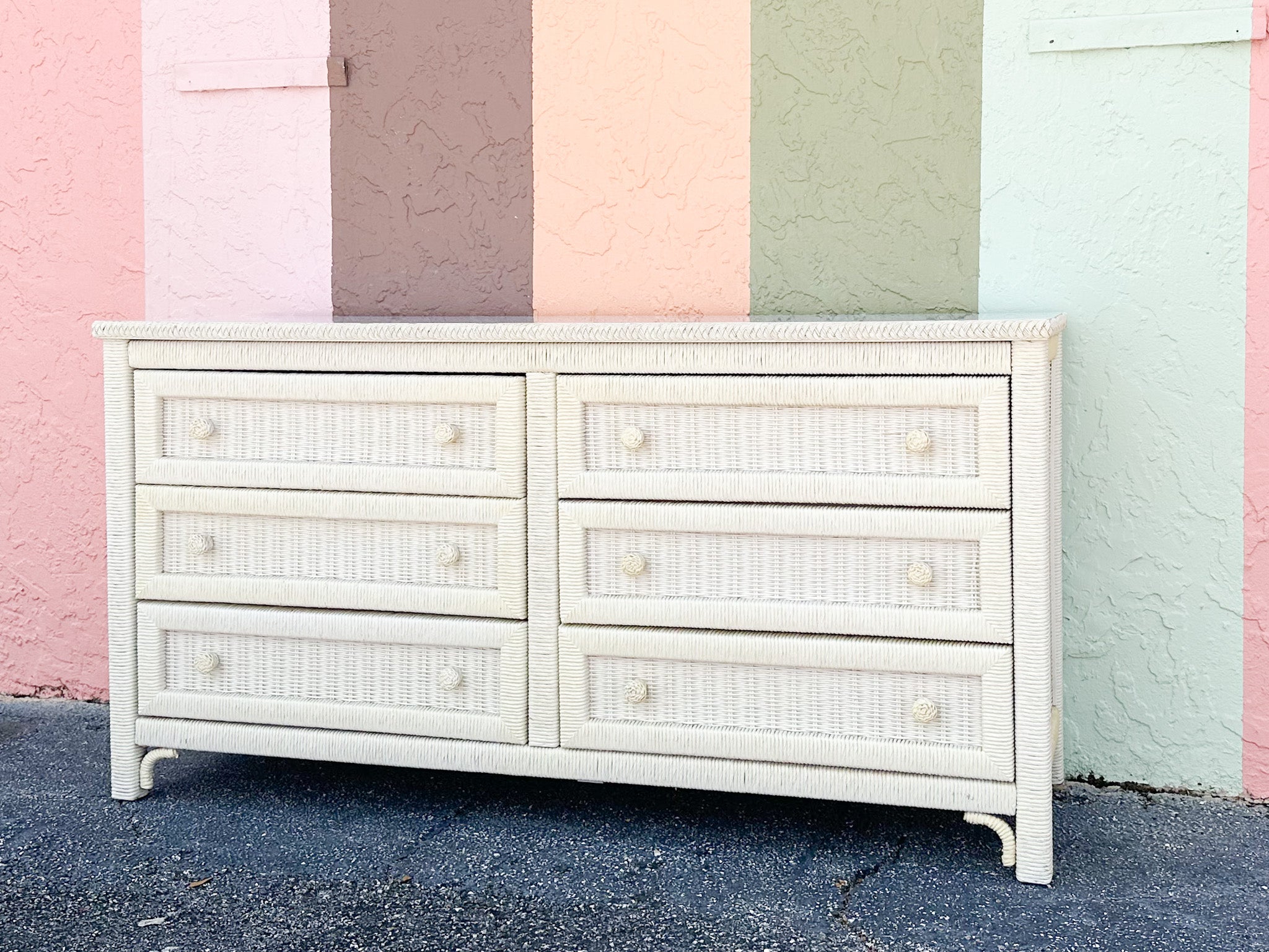Henry link dresser discount