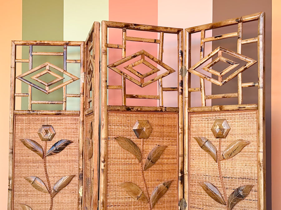 Tortoiseshell Rattan Flower Screen