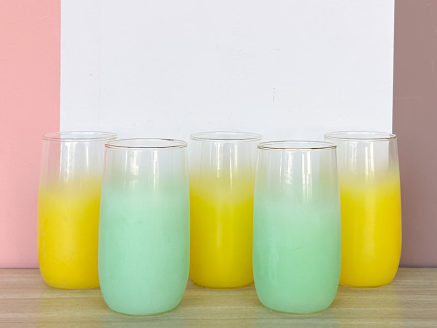 Blendo Cocktail Shaker and Glassware