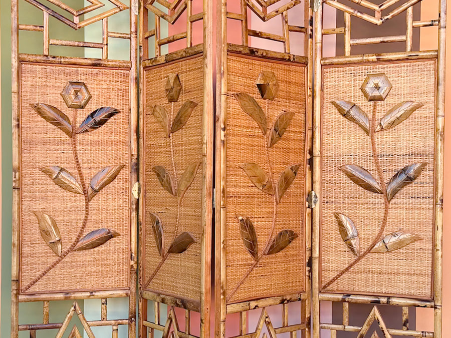 Tortoiseshell Rattan Flower Screen