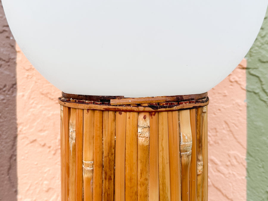 Rattan Globe Lamp