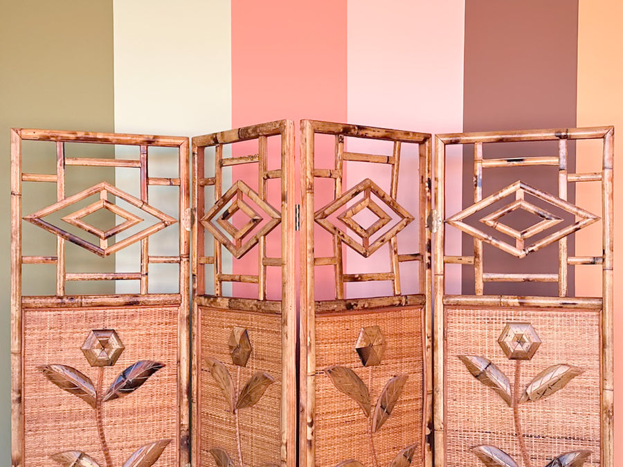 Tortoiseshell Rattan Flower Screen