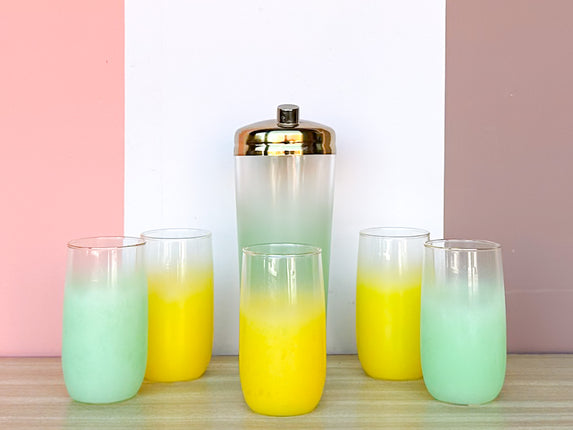 Blendo Cocktail Shaker and Glassware