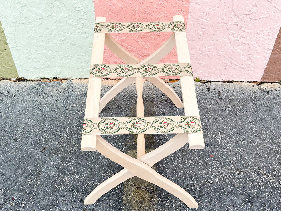 Ribbon Luggage Rack