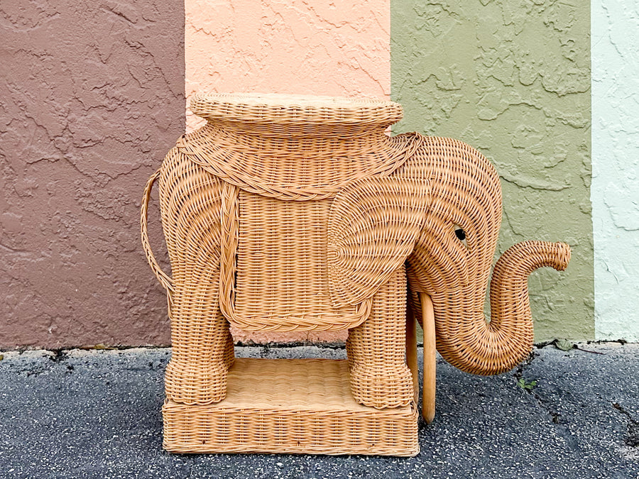 Natural Wicker Elephant Garden Seat