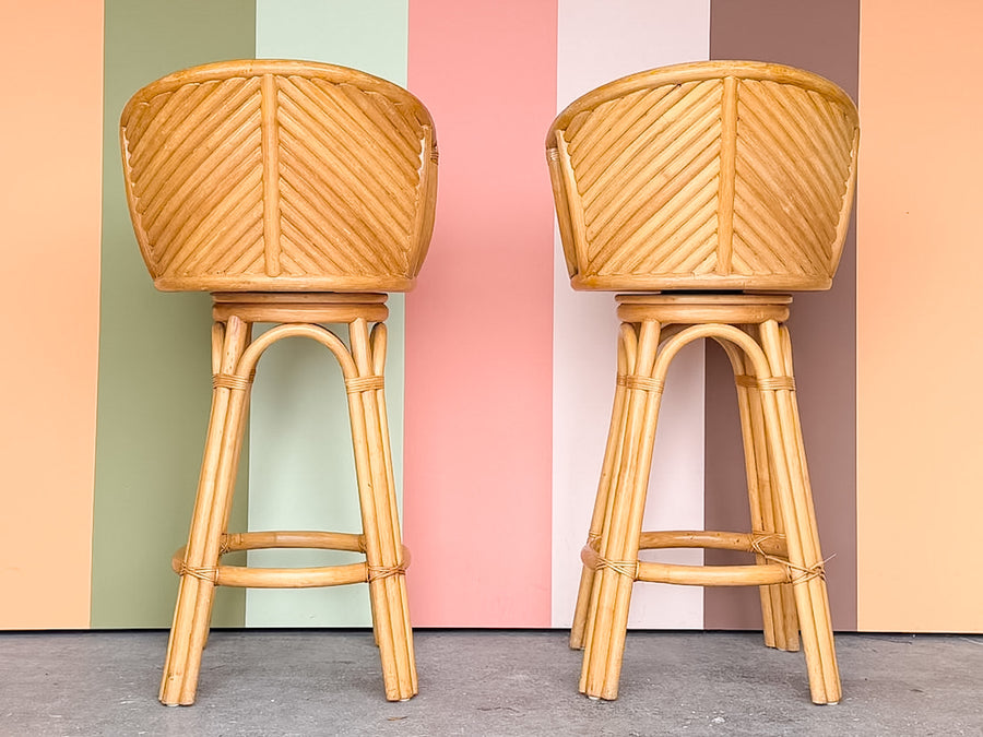 Island Chic Bamboo Bar and Stools