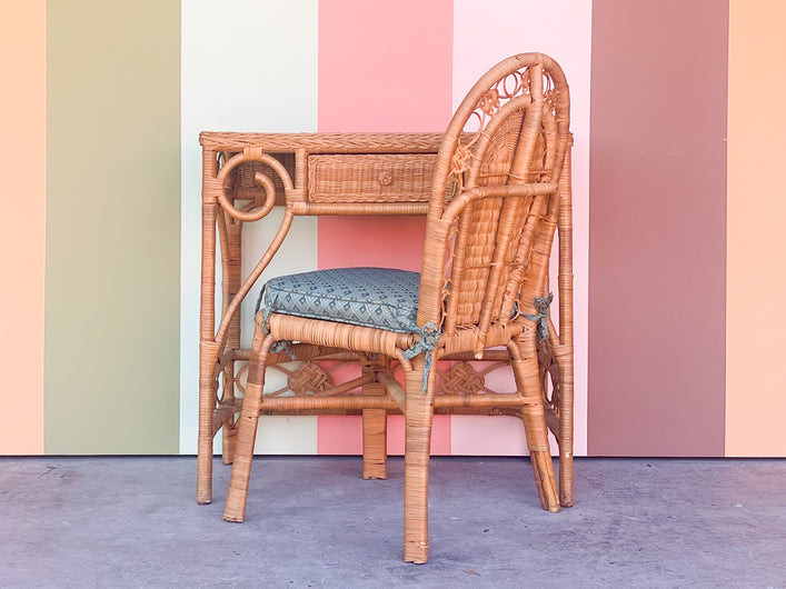 Sweet Wicker Desk and Chair