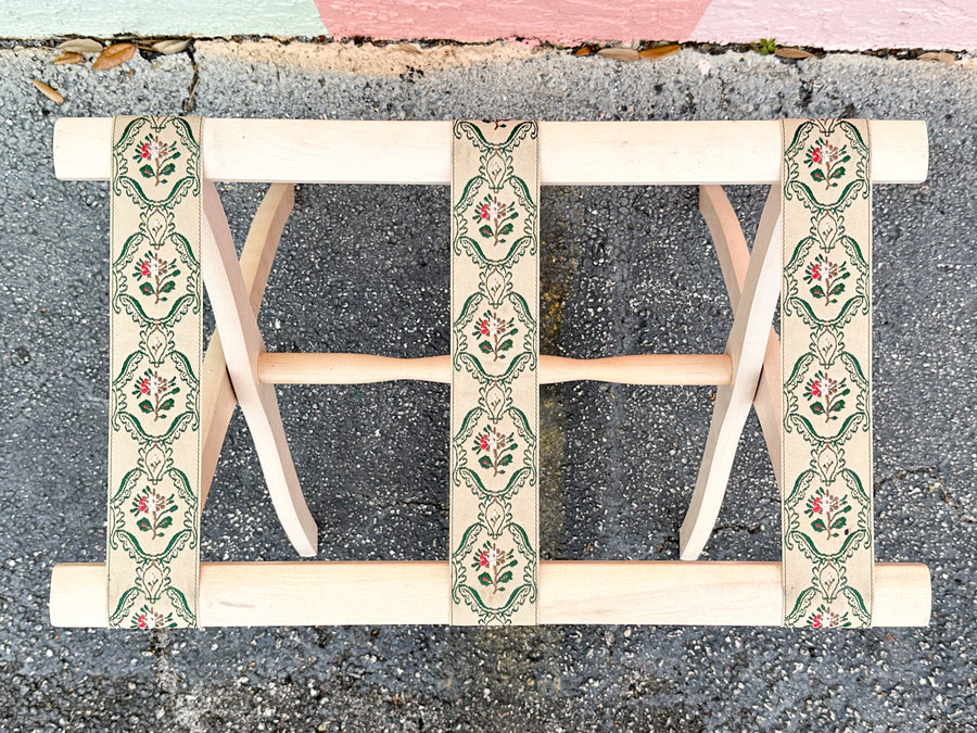 Ribbon Luggage Rack
