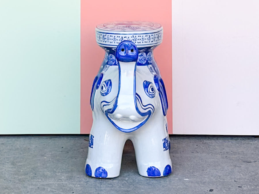 Blue and White Trunks Up Garden Seat
