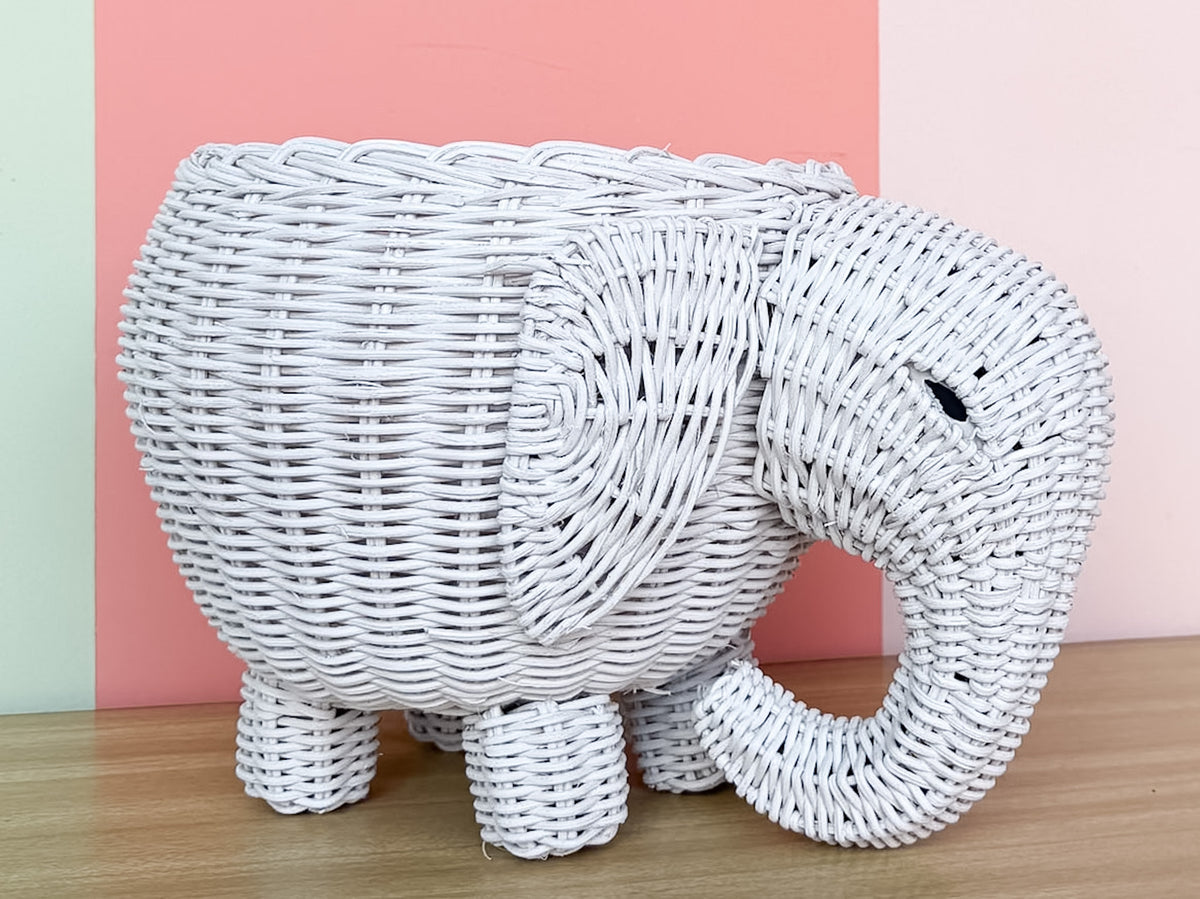 Wicker Elephant Cachepot
