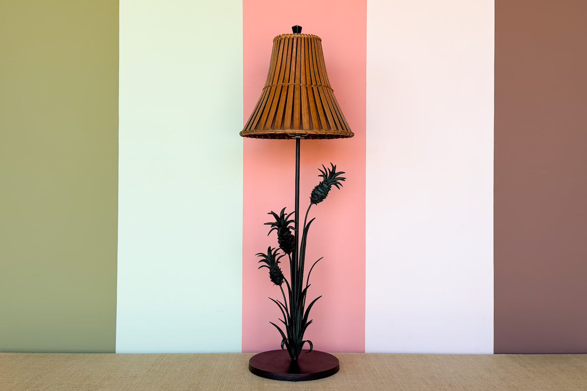 Cute Tole Pineapple Lamp with Shade