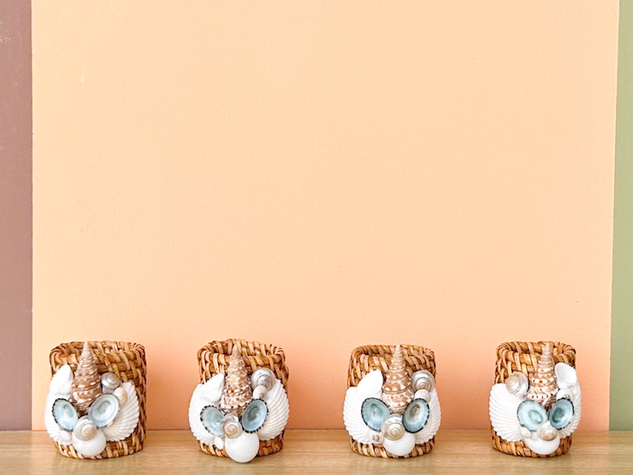 Set of Eight Shellegance Napkin Rings