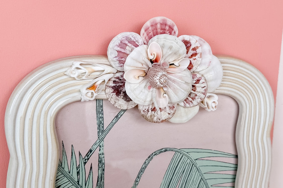 Shell Chic Ceramic Frame