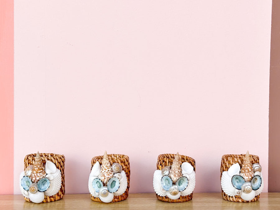 Set of Eight Shellegance Napkin Rings