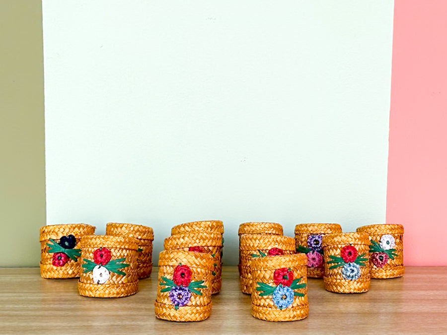 Set of Twelve Raffia Flower Napkin Rings