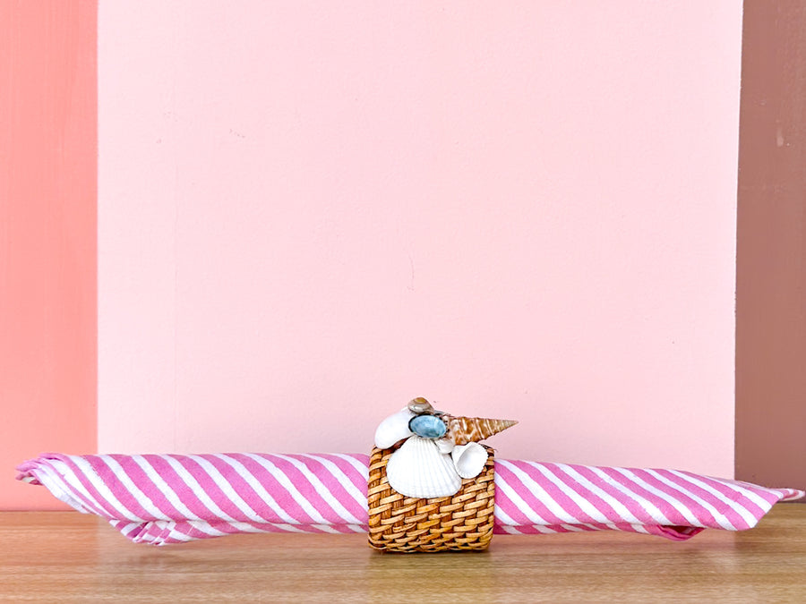 Set of Eight Shellegance Napkin Rings
