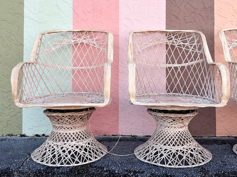 Marbled Pink Webspun Outdoor Dining Table