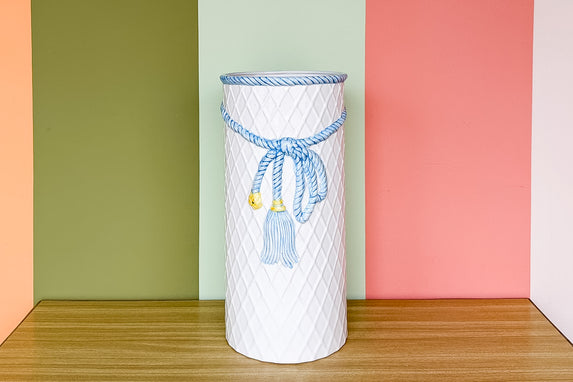 Palm Beach Style Bow Umbrella Stand