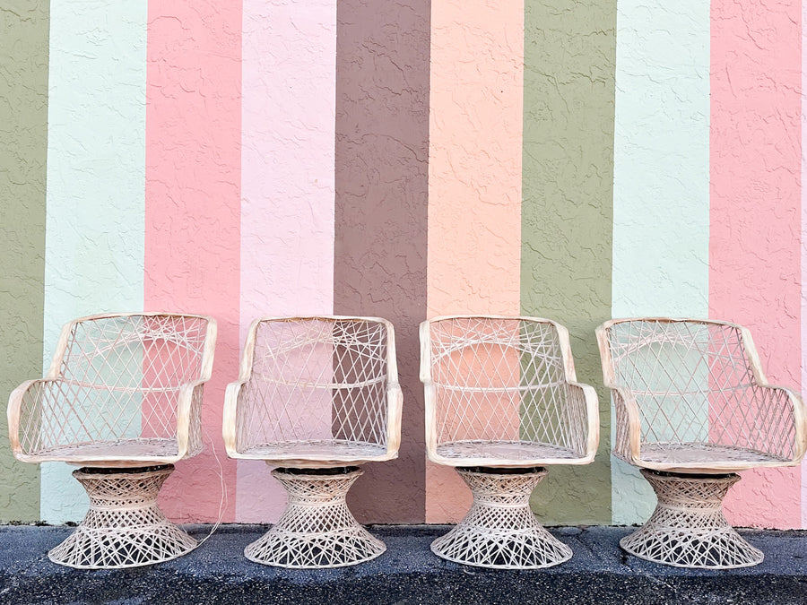 Marbled Pink Webspun Outdoor Dining Table
