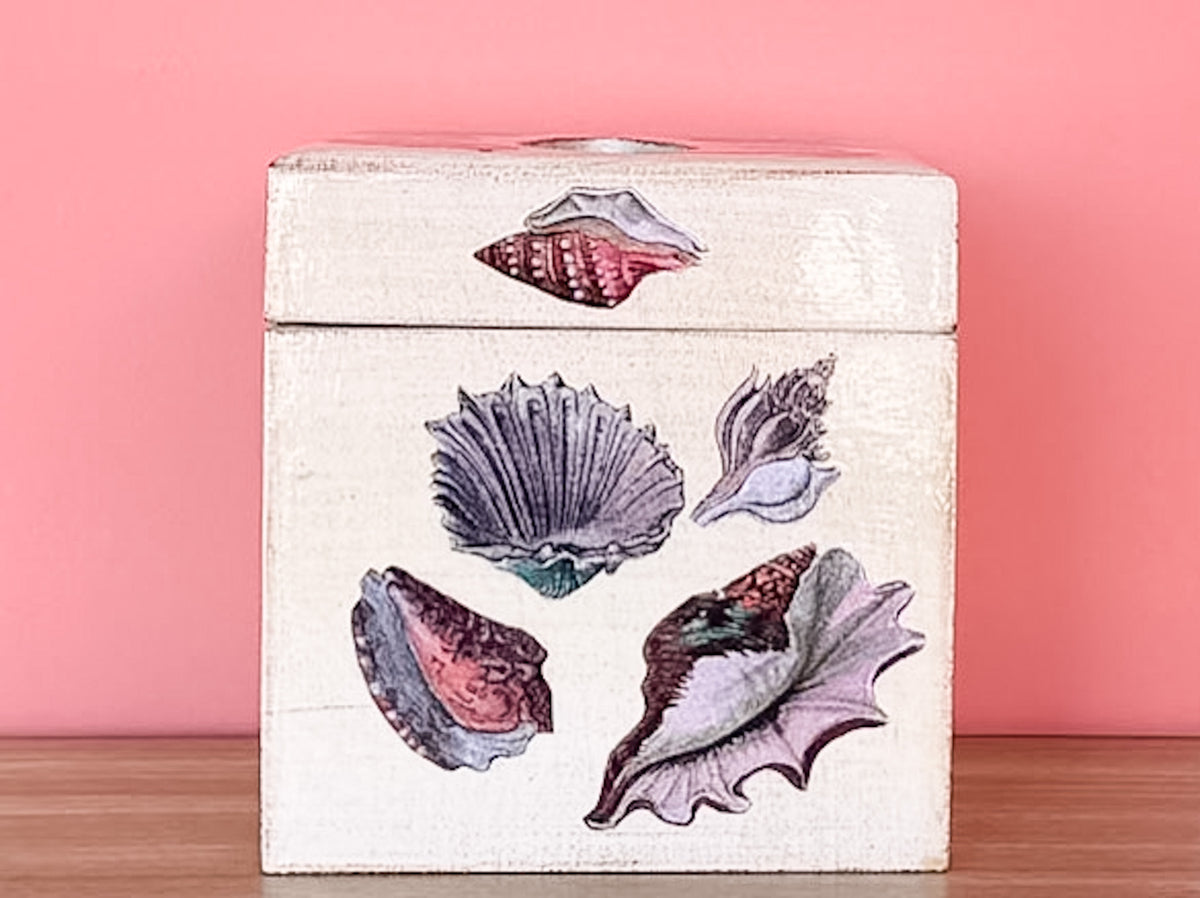Shell Chic Decoupage Tissue Holder