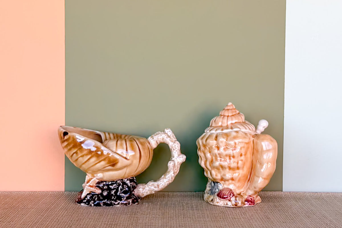 Handpainted Ceramic Shell Cream and Sugar Set