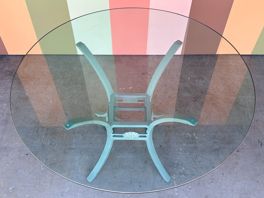 Palm Beach Chic Grotto Shell Back Outdoor Dining Set