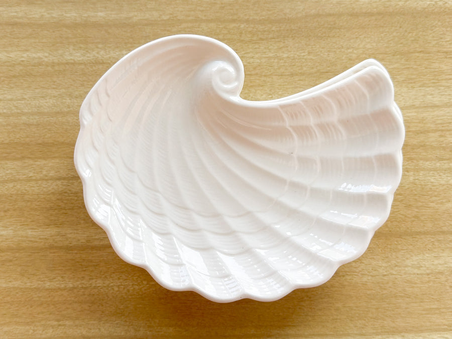Set of Six Kips Bay Show House Shell Appetizer Plates