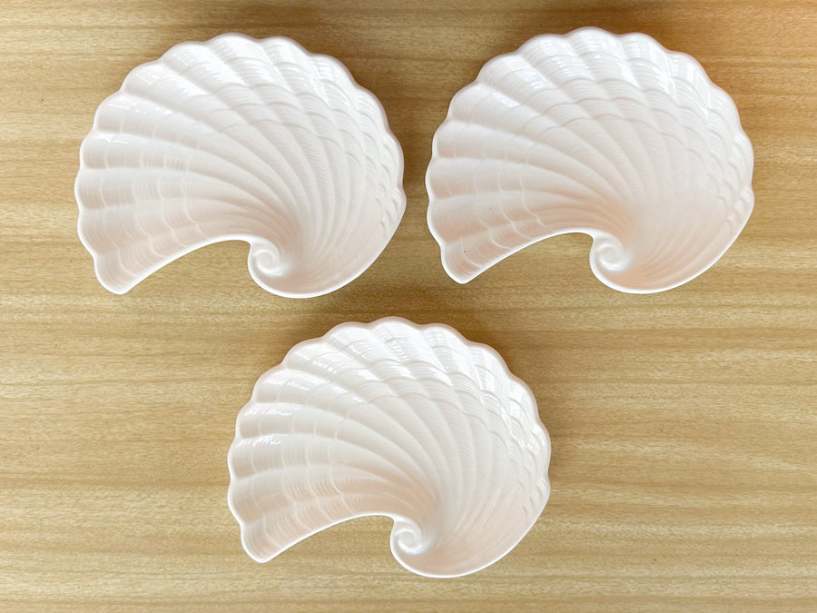Set of Six Kips Bay Show House Shell Appetizer Plates