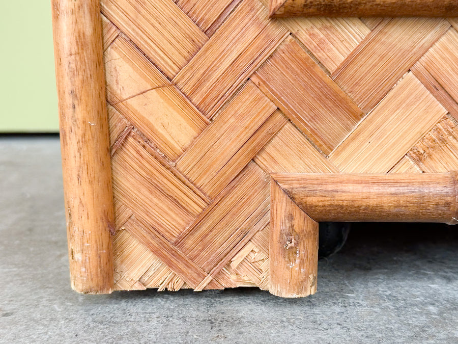 Island Style Parquet Rattan Bar