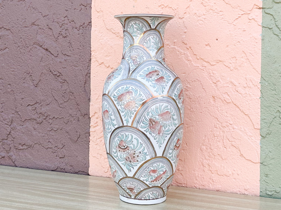 Shellegance Chinoiserie Vase