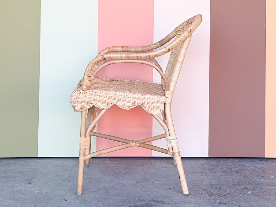 Sweet Scallop Rattan Arm Chair