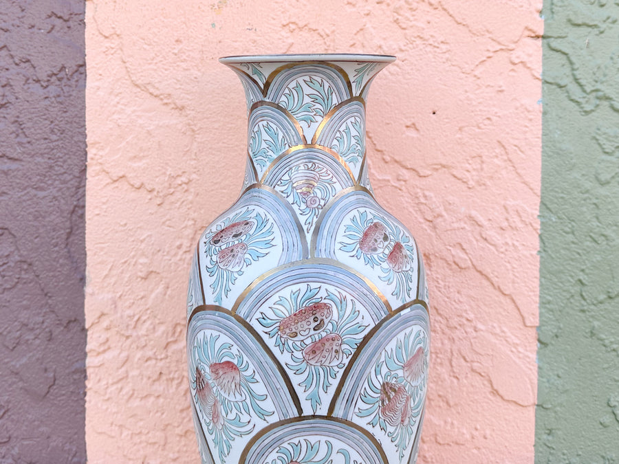 Shellegance Chinoiserie Vase