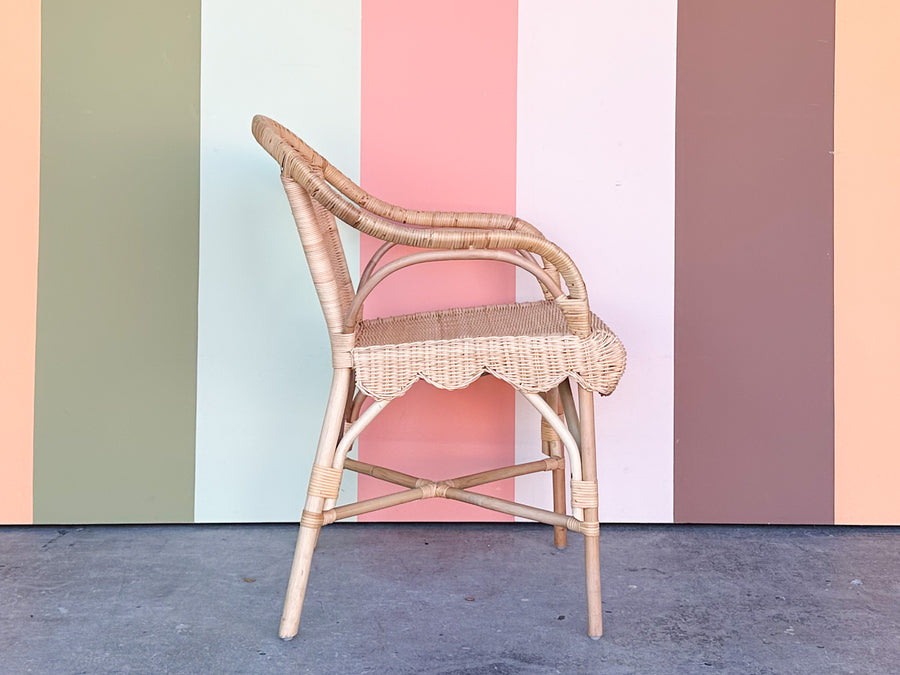 Sweet Scallop Rattan Arm Chair