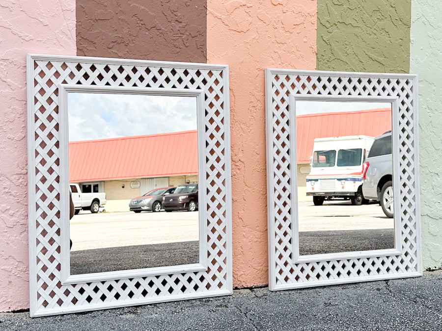 Pair of Lattice Love Mirrors