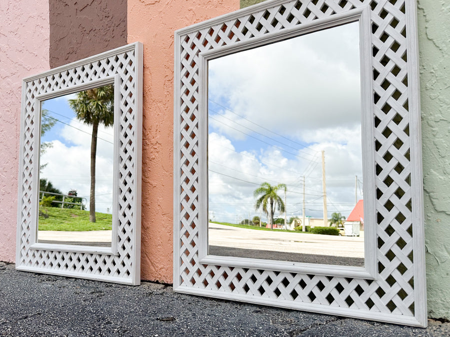 Pair of Lattice Love Mirrors