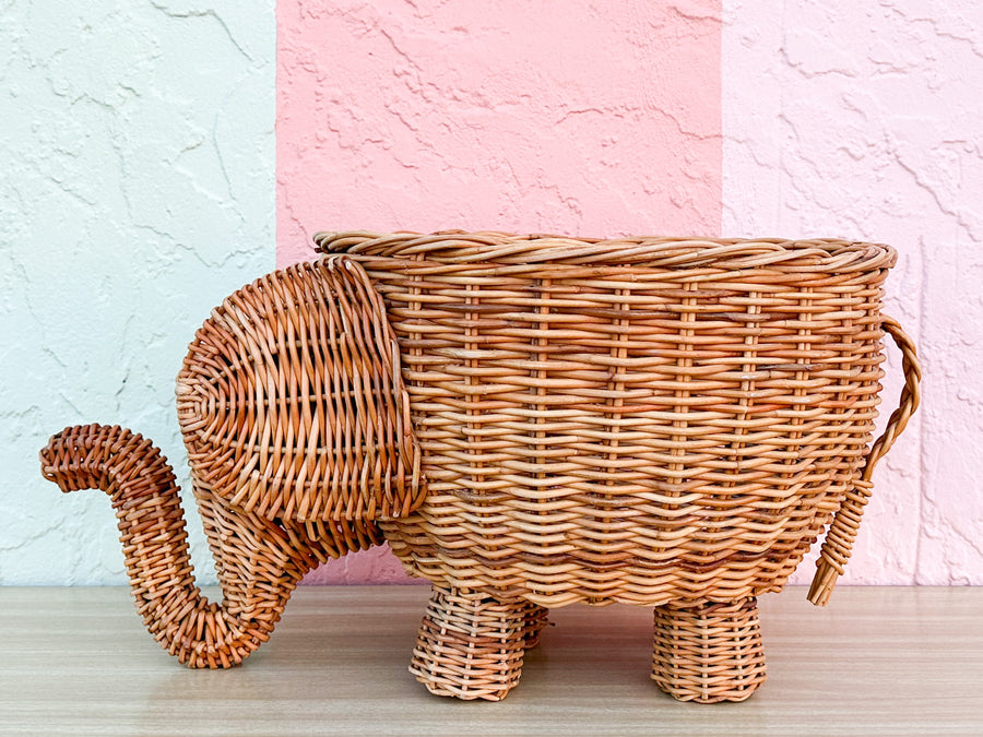 Wicker Elephant Cachepot