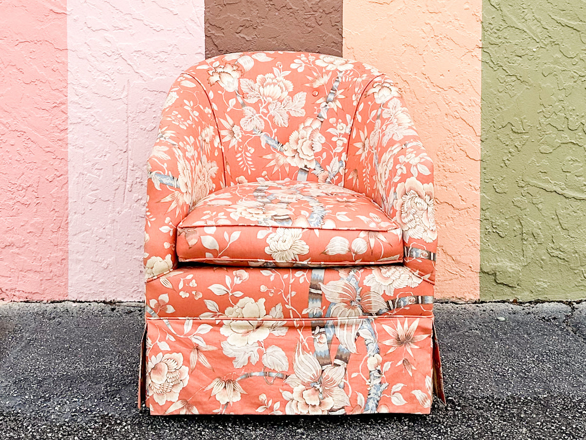 Sweet Upholstered Barrel Chair