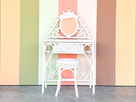 Sweet Wicker Vanity and Stool