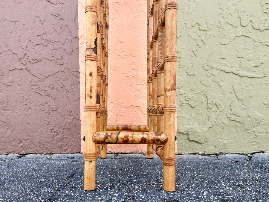 Rattan Grid Wine Rack