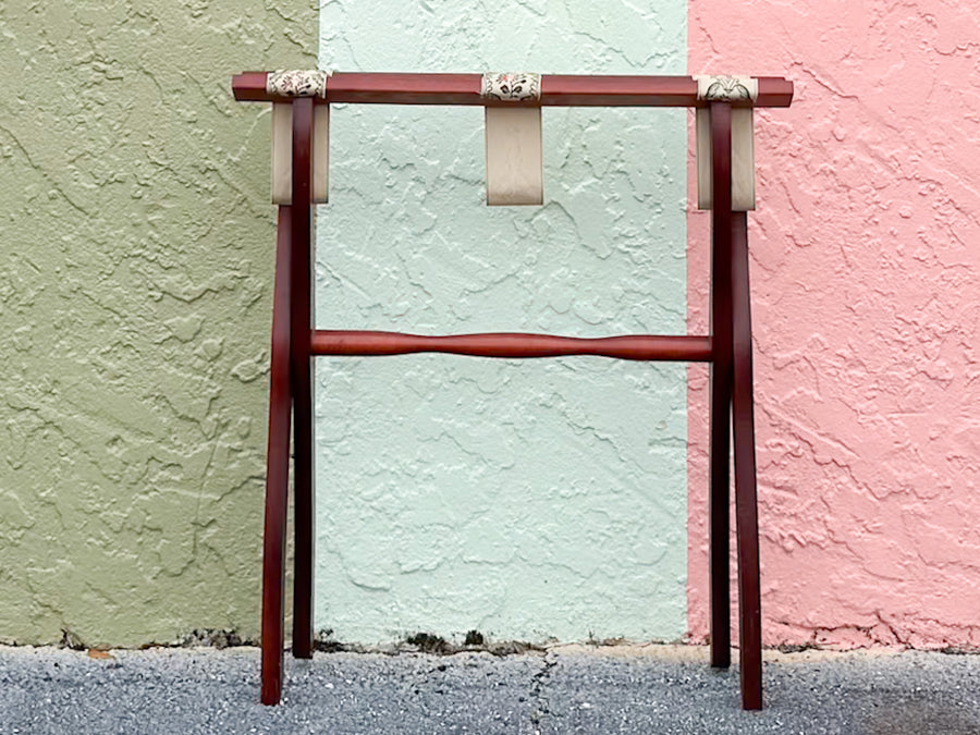 Ribbon Luggage Rack