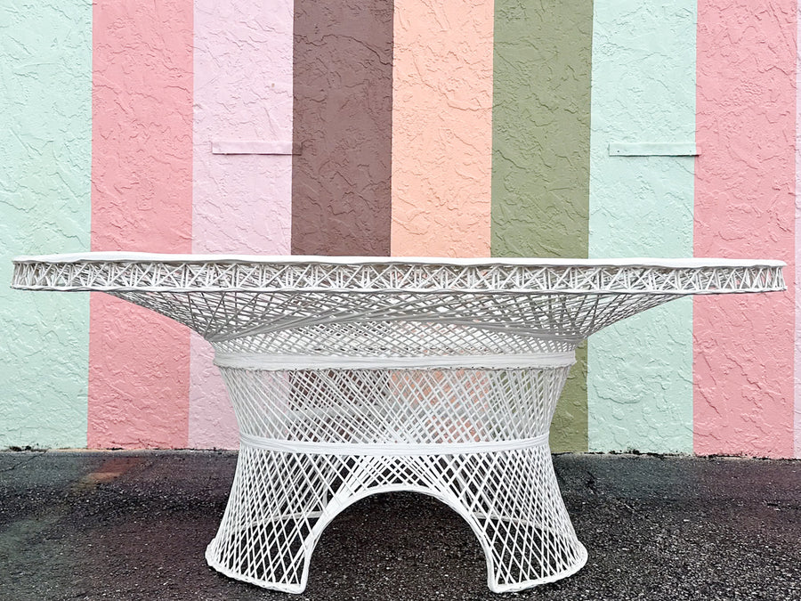 Russell Woodard Webspun Outdoor Dining Set