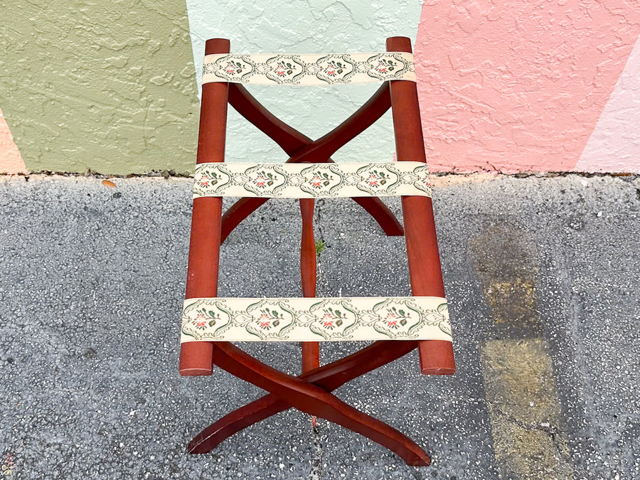 Ribbon Luggage Rack