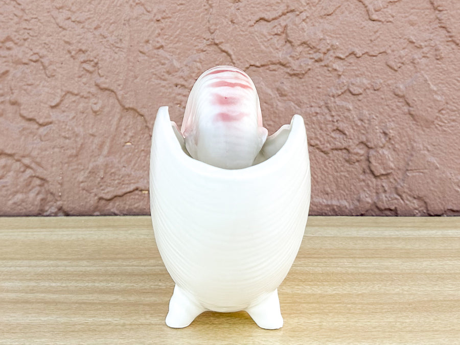 Kips Bay Show House Pink Fitz and Floyd Shell Cachepot